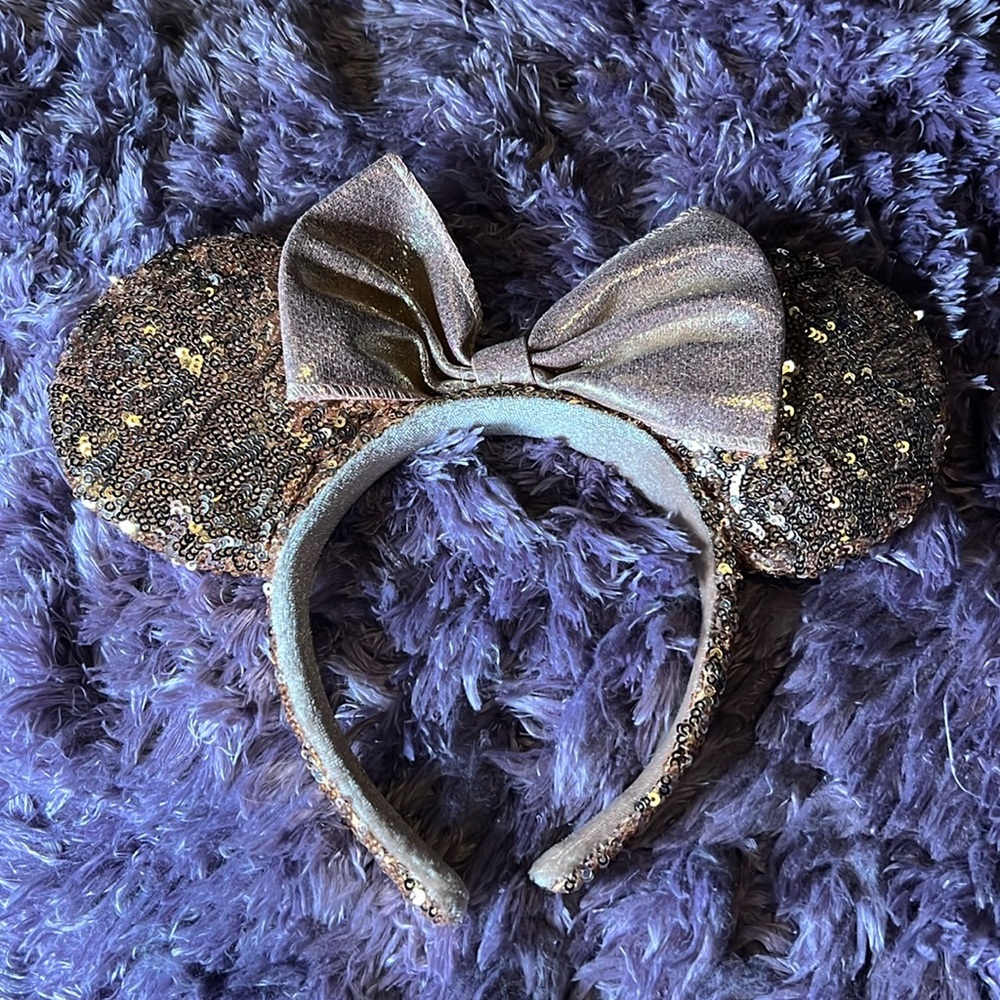 Rose Gold Minnie Mouse ears